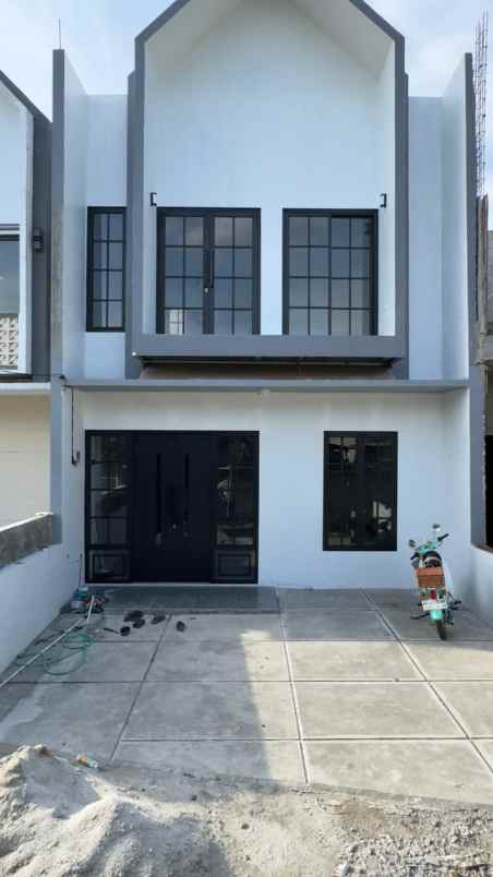 dijual rumah jl pagelarang lubang buaya
