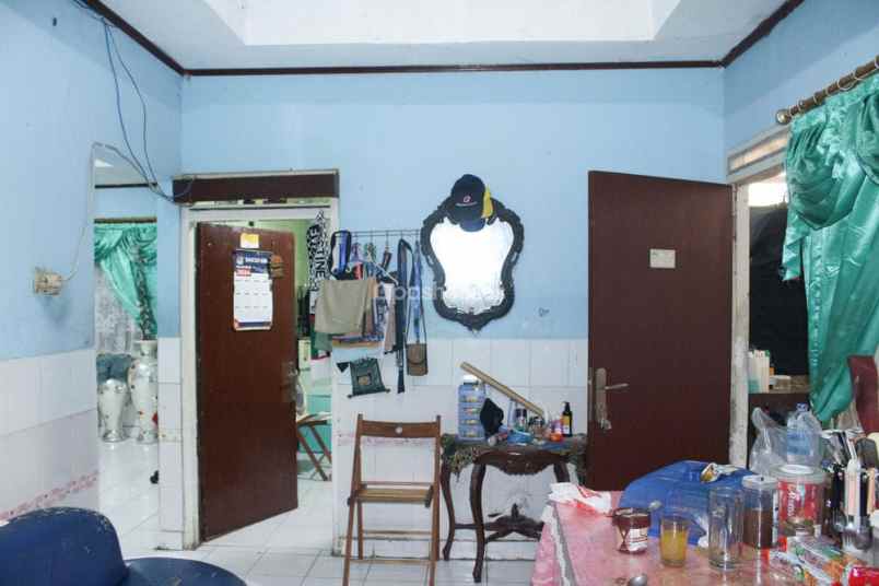 dijual rumah jl peningkatan iv menteng