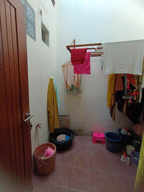 dijual rumah jl pondok kelapa duren