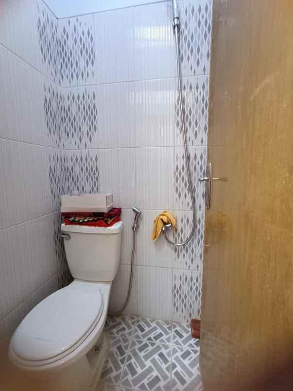 dijual rumah jl pondok kelapa duren