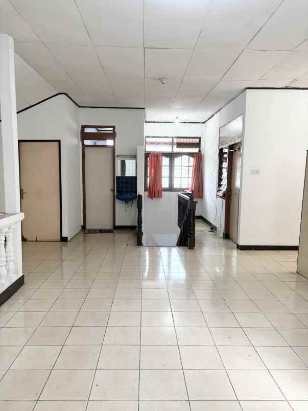 dijual rumah jl pondok kelapa duren