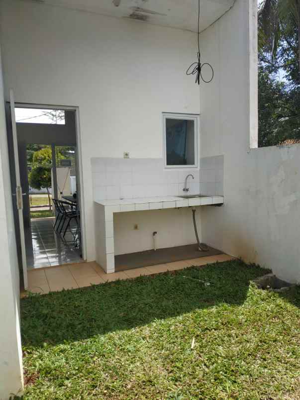 dijual rumah jl raya bojong gede kemang