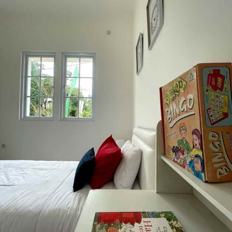 dijual rumah jl raya krukut gandul