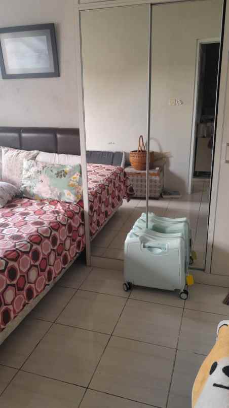 dijual rumah jl rebab depok 2 tengah