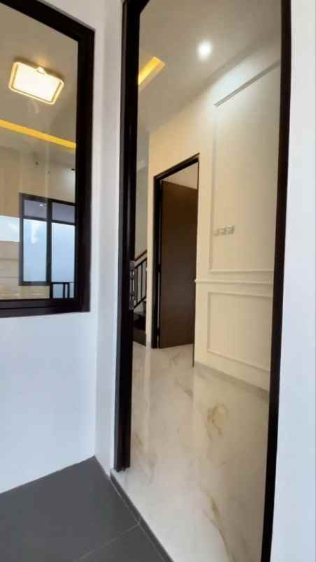 dijual rumah jl swadaya raya no 116 1