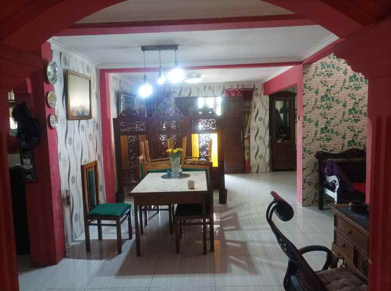 dijual rumah jl taman cikunir jaka