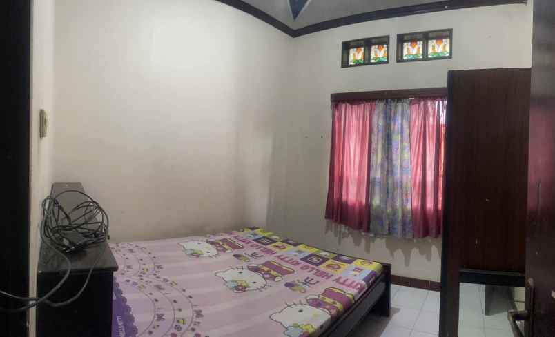 dijual rumah jl telepon utama blok 102 a