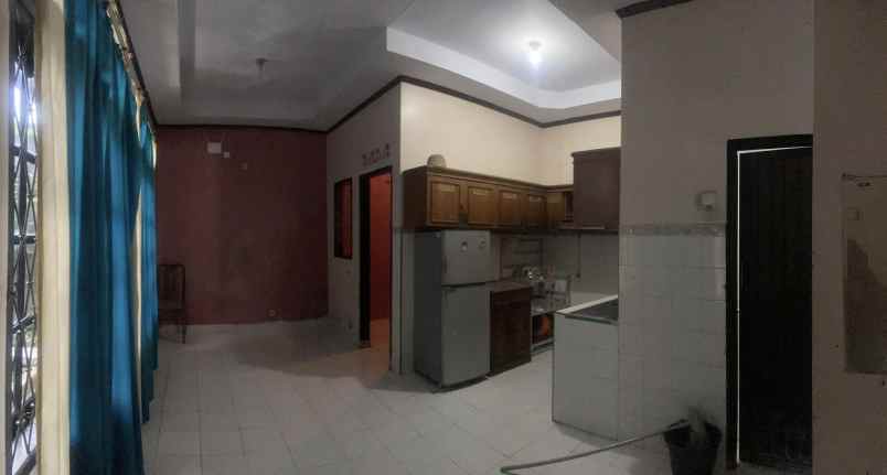 dijual rumah jl telepon utama blok 102 a