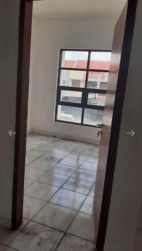 dijual rumah jl terusan jakarta