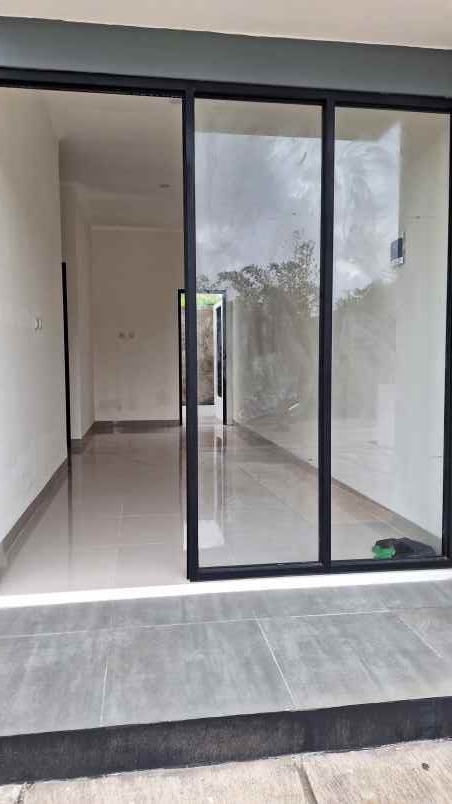 dijual rumah jl untung suropati