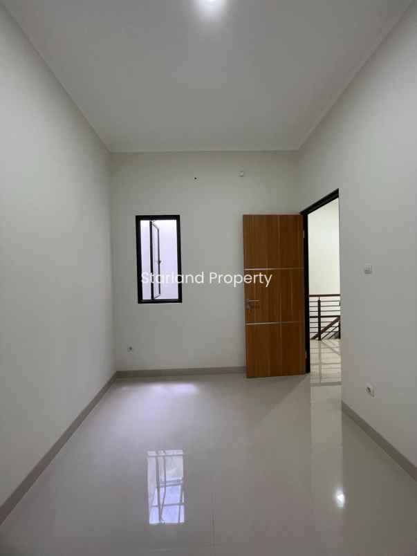 dijual rumah jln raya puskesmas