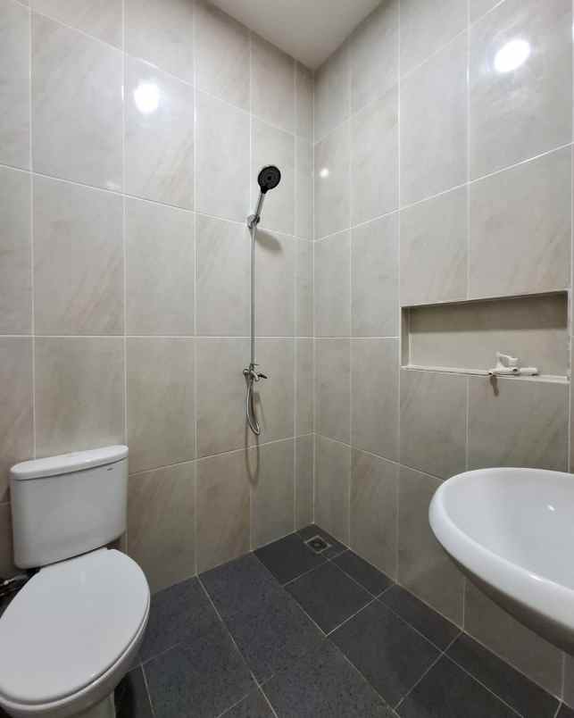 dijual rumah jombang bintaro tangsel