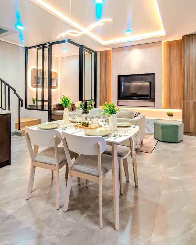 dijual rumah jurang mangu barat