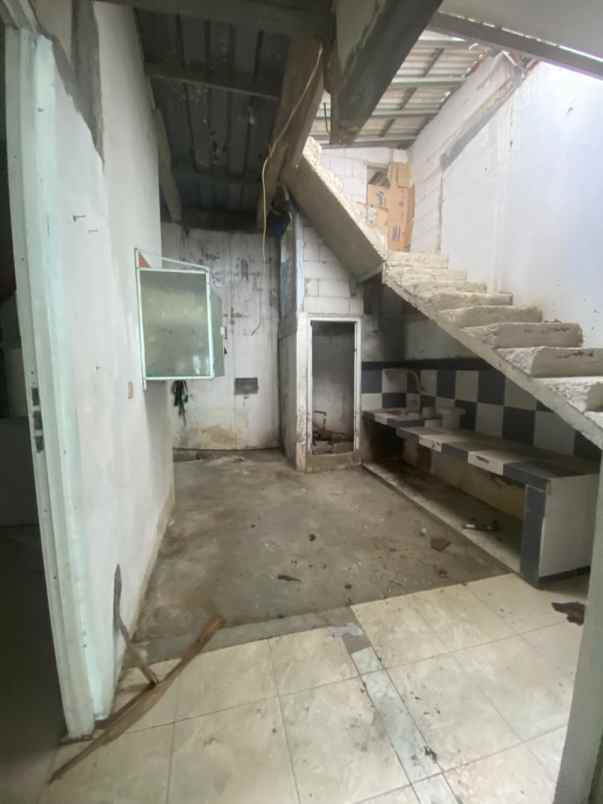 dijual rumah kalimulya cilodong depok