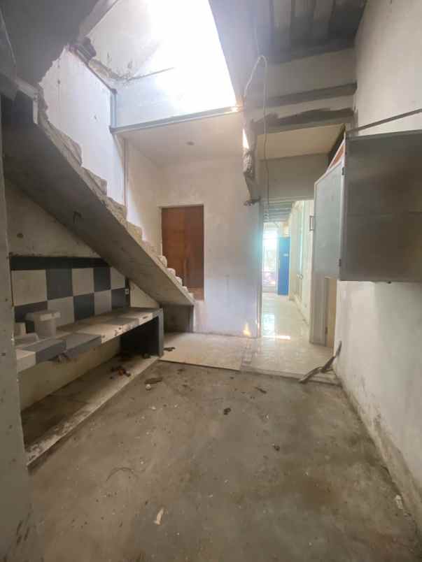 dijual rumah kalimulya cilodong depok