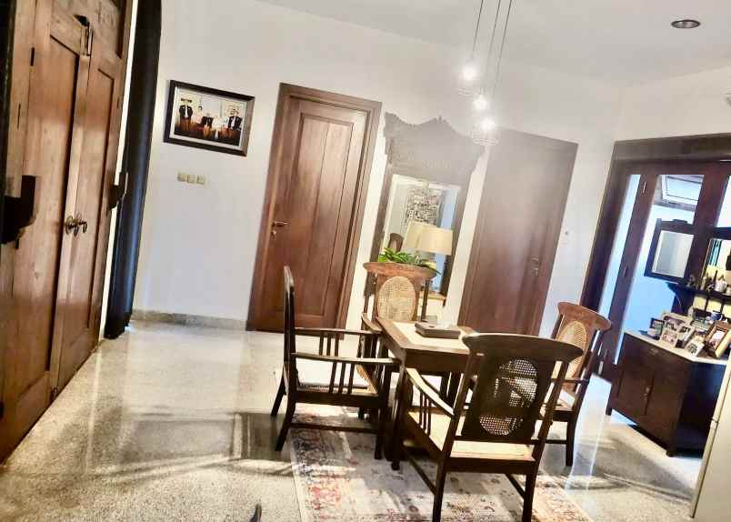 dijual rumah kampung sawah baru ciputat