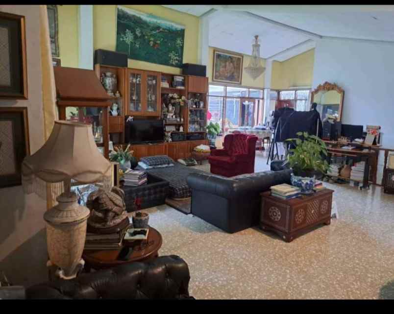 dijual rumah karangsetra