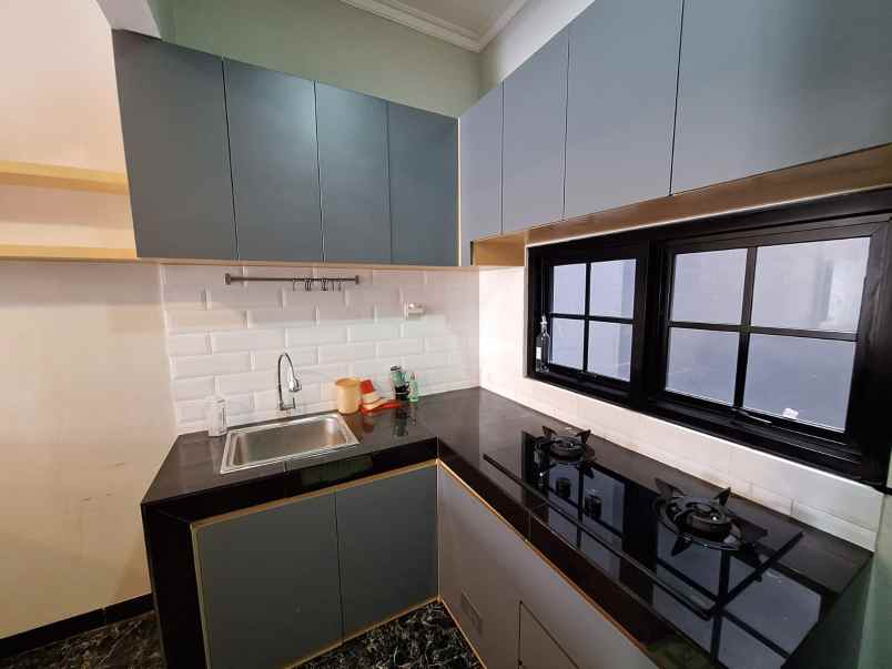 dijual rumah karya bakti tanah baru