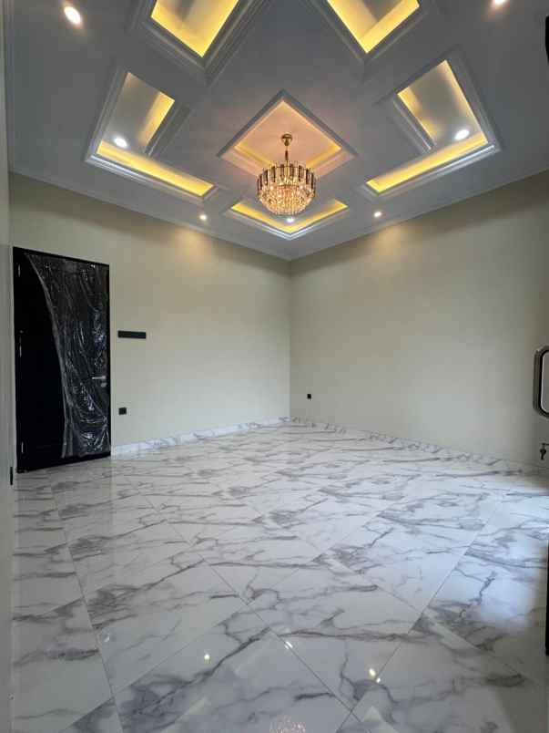 dijual rumah kav dki jagakarsa