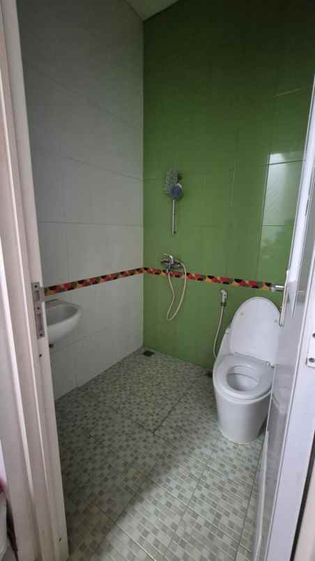 dijual rumah kelapa gading