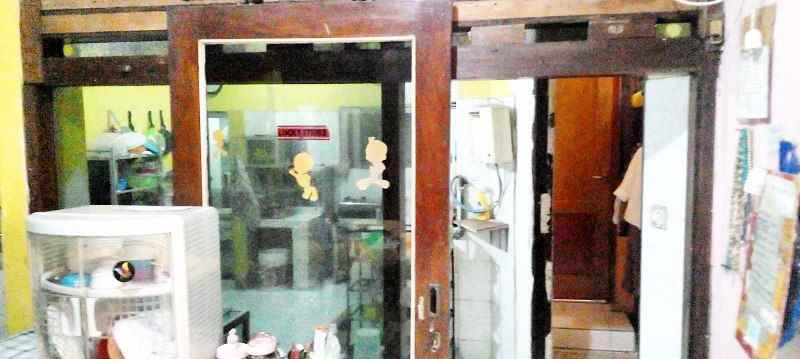 dijual rumah ketintang baru