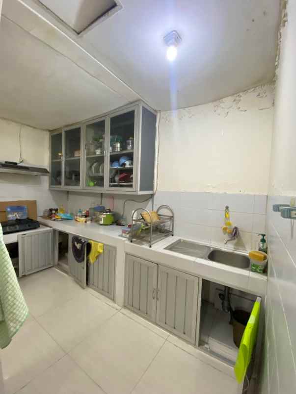 dijual rumah klampis
