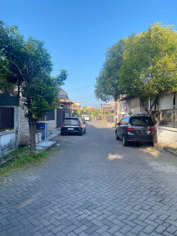 dijual rumah klampis