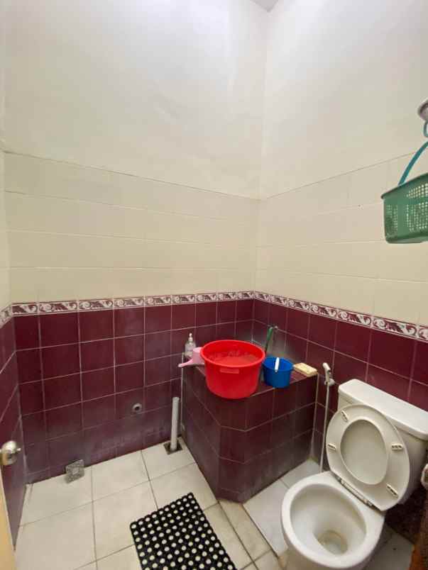 dijual rumah klampis