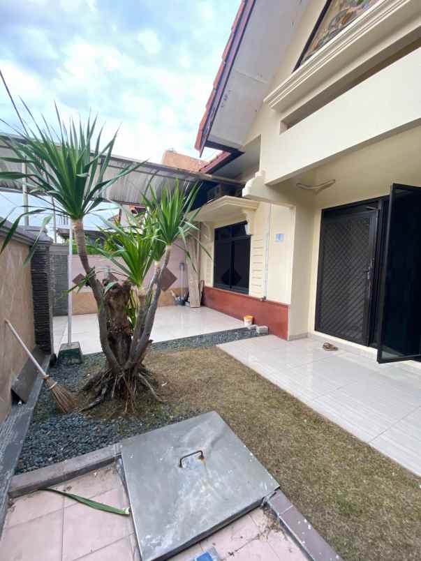dijual rumah klampis