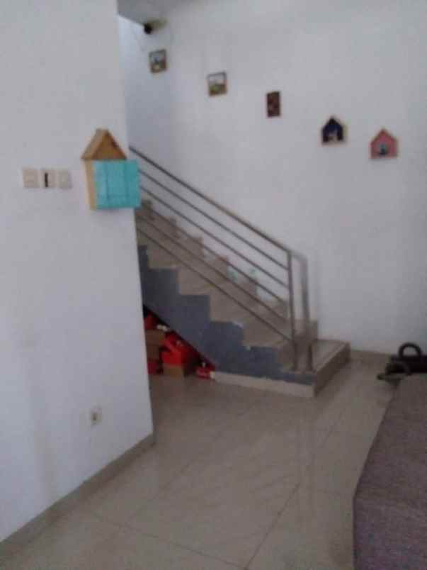 dijual rumah kolonel masturi