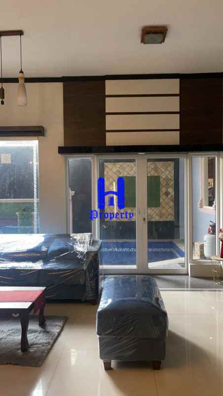 dijual rumah komplek citra wisata jalan