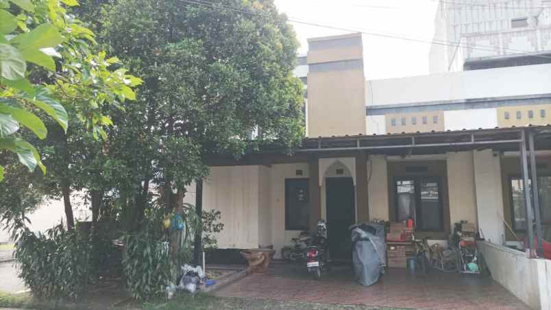 dijual rumah komplek de marrakesh