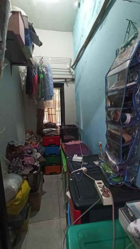 dijual rumah komplek graha pelangi elok