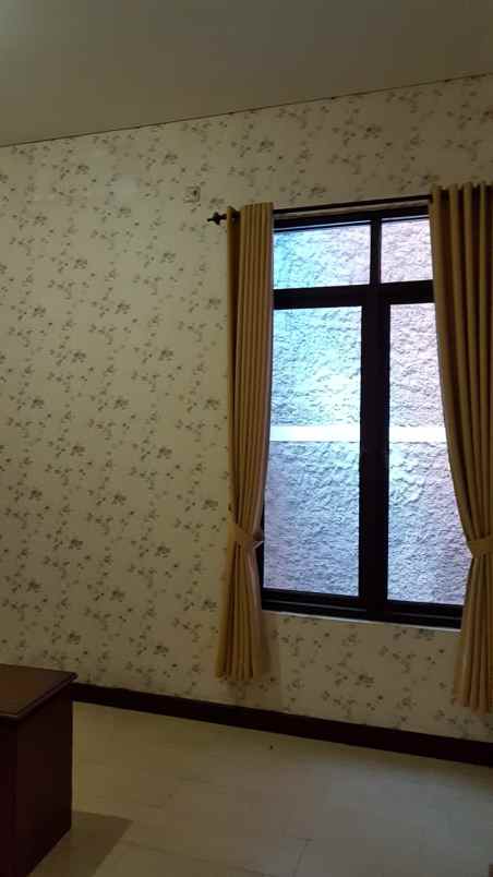 dijual rumah komplek malaka country