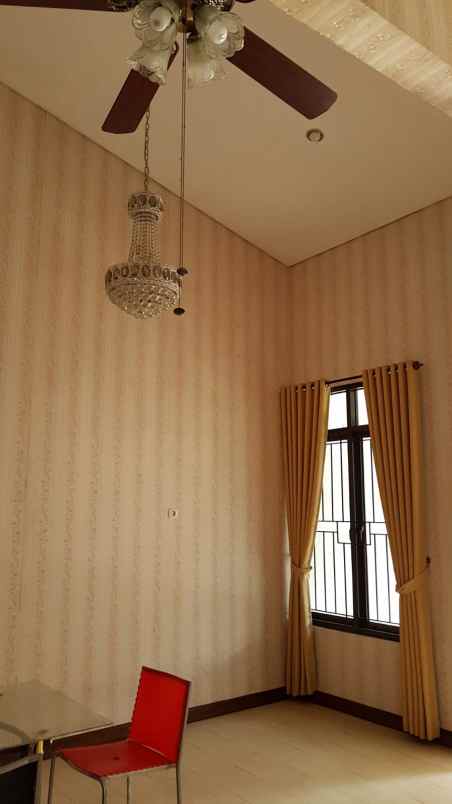 dijual rumah komplek malaka country