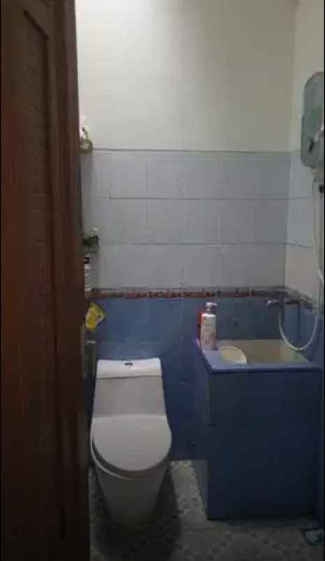 dijual rumah komplek taman harapan baru