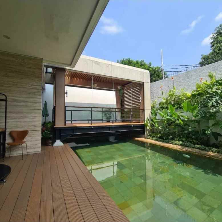 dijual rumah lebak bulus