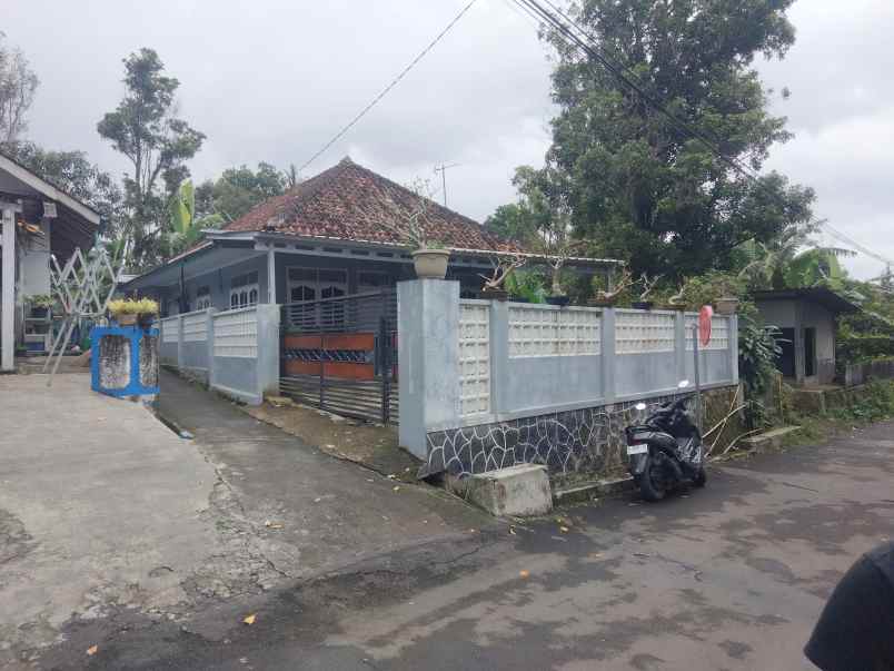 dijual rumah linggarjati