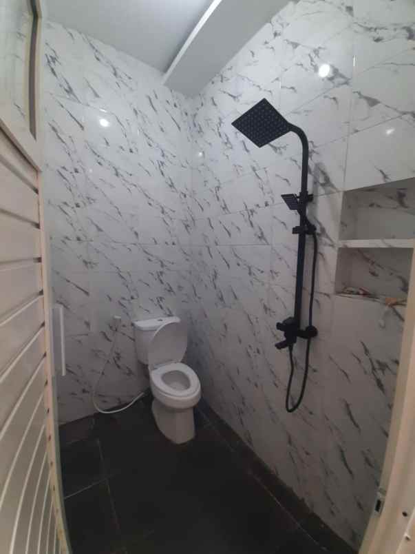 dijual rumah lokasi pandanwangi sulfat kota malang