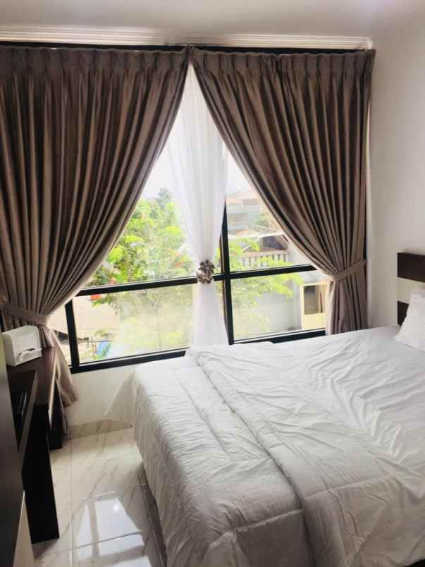 dijual rumah mampang jakarta selatan