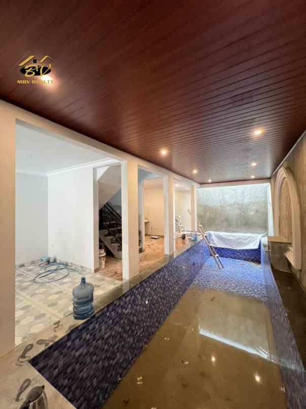 dijual rumah mbv 252