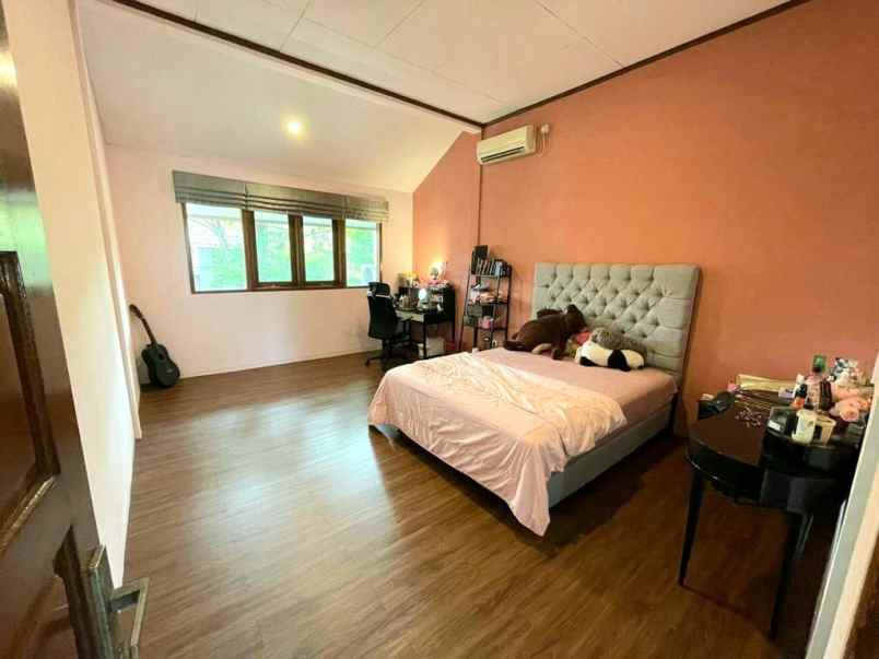 dijual rumah megapolitan cinere estate