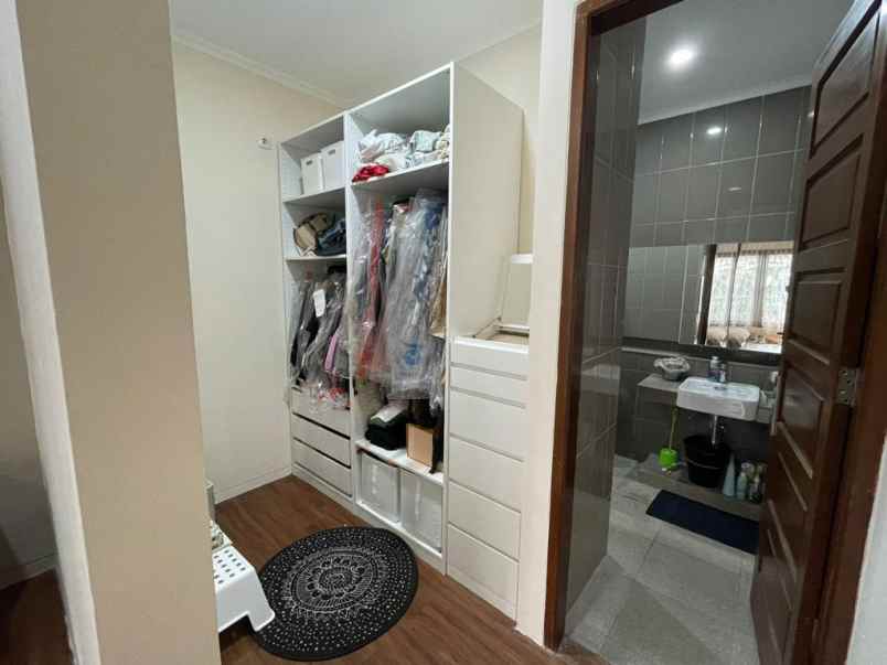 dijual rumah megapolitan cinere estate