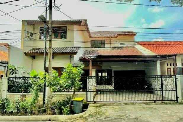 dijual rumah megapolitan cinere estate