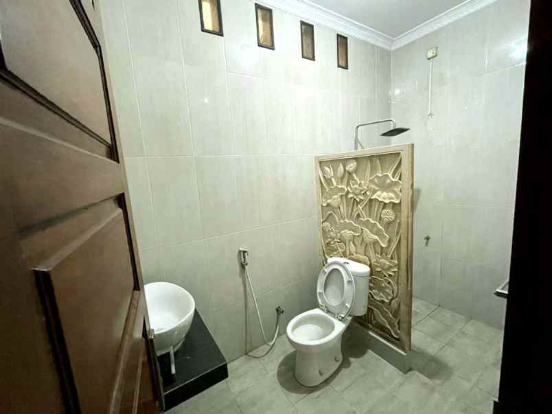 dijual rumah megapolitan cinere estate