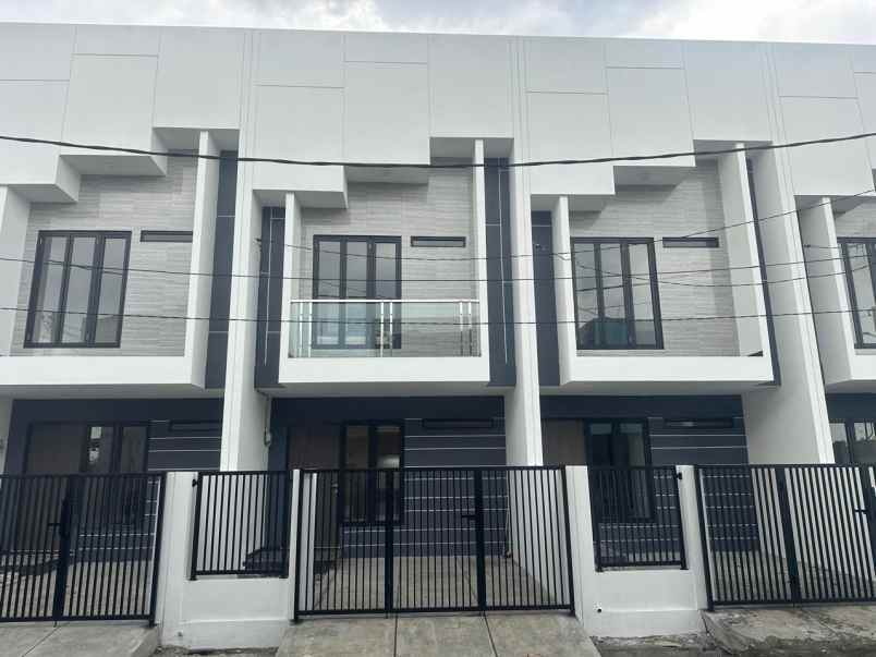 dijual rumah modern tengah