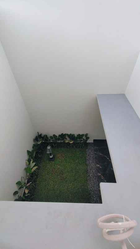 dijual rumah nusaloka bsd city