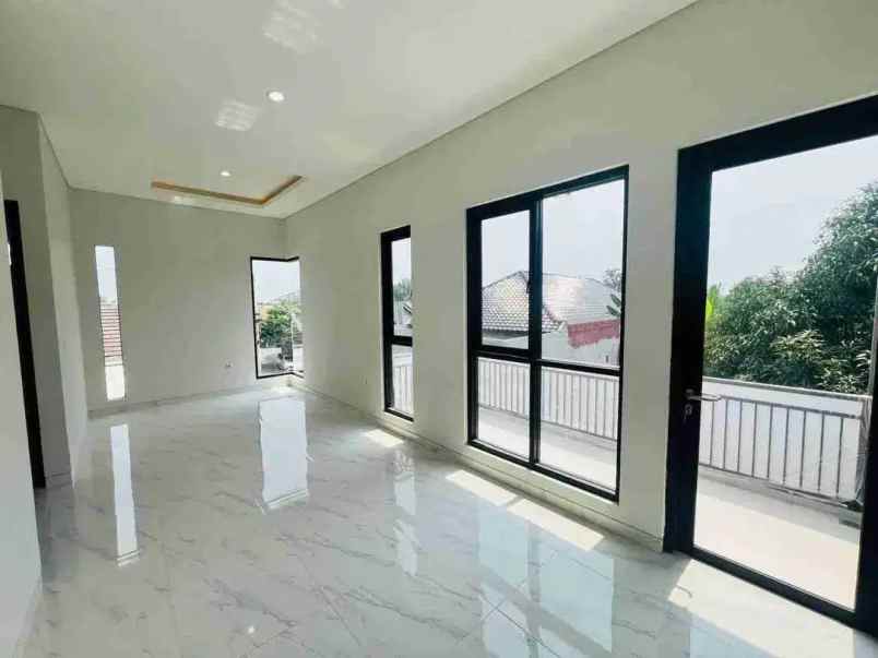 dijual rumah pakal madya