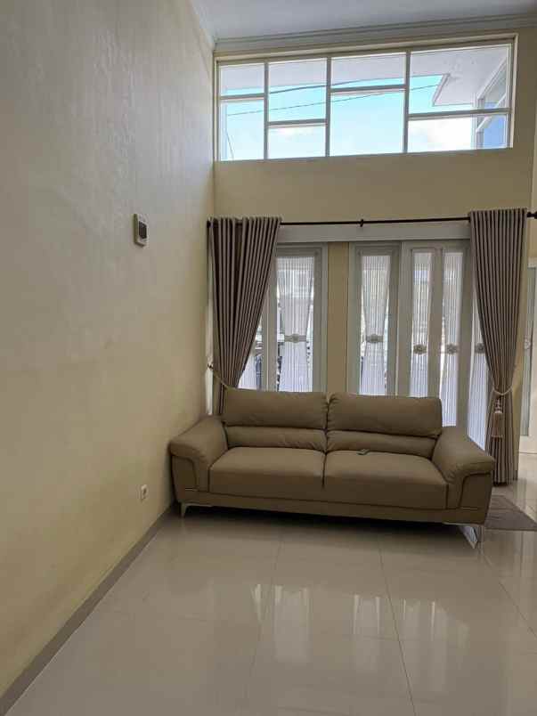 dijual rumah pandanwangi sulfat kota malang