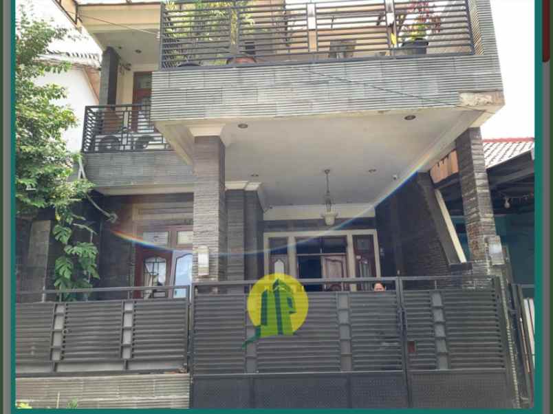 dijual rumah paninggilan